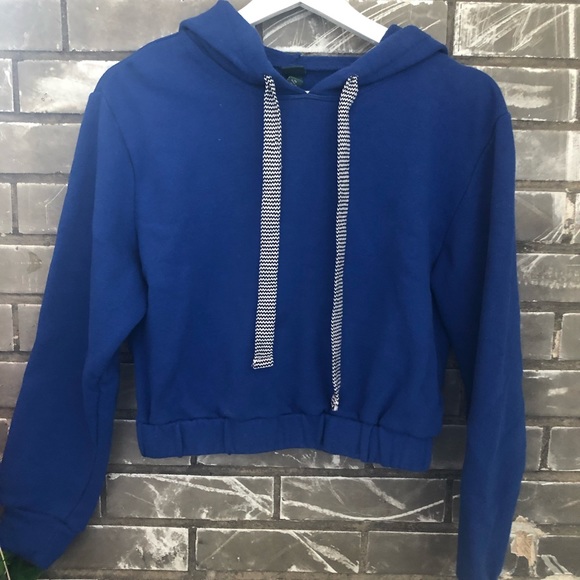 Blue cropped hoodie